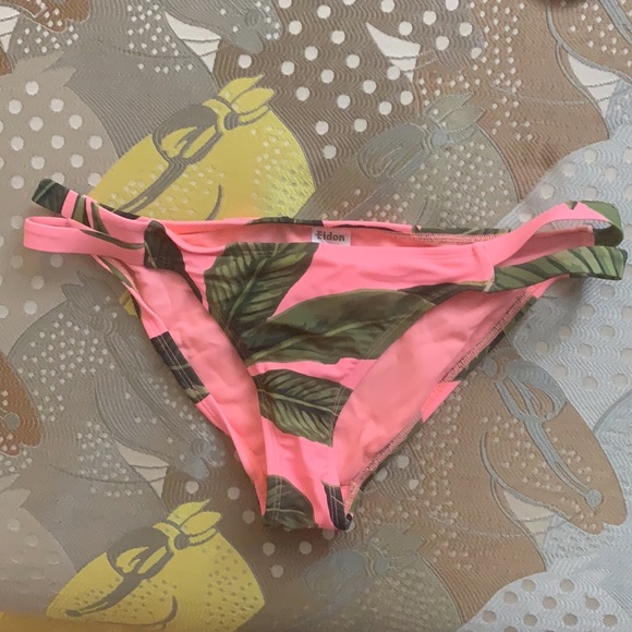 NWT Eidon Banana Leaf Bikini Set - Picture 2 of 11